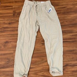NWT Old Navy Cargo Pants